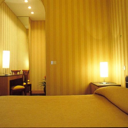 Hotel Lemon Garden Roma Esterno foto